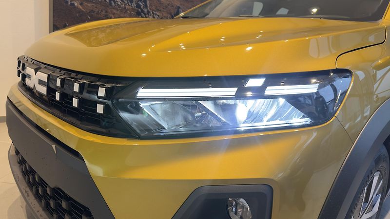 Dacia Sandero (2026) Stepway Expression TCe 110 - fotka 8 z 22