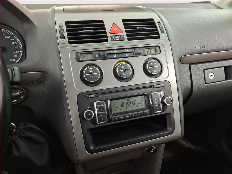 Volkswagen Touran (2008) Cross 2.0 TDI, Tempomat - fotka 12 z 15