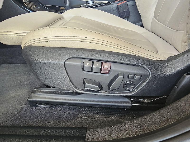 BMW X2 xDrive20i - fotka 10 z 24