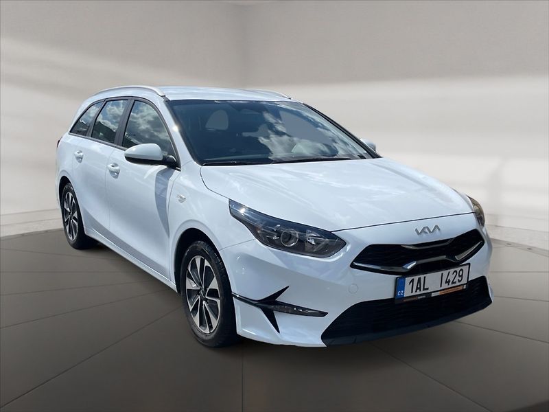 Kia Ceed 1,5 T-GDI 103 Spin - fotka 1 z 11