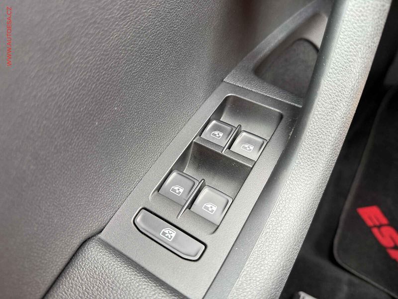 Škoda Octavia (2019) 1.6 TDi, ČR, Ambition - fotka 11 z 17