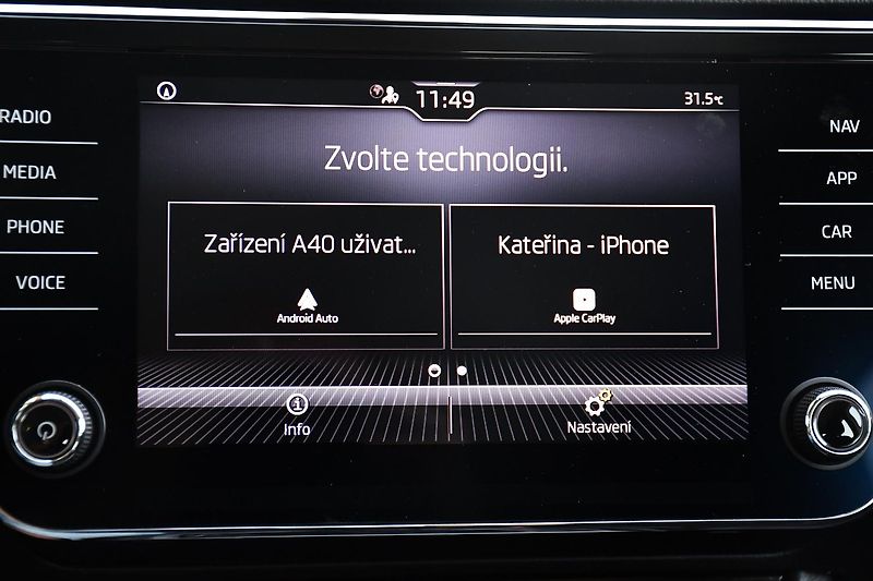 Škoda Superb 1.5TSi 110kW MT CARPLAY  - fotka 40 z 51