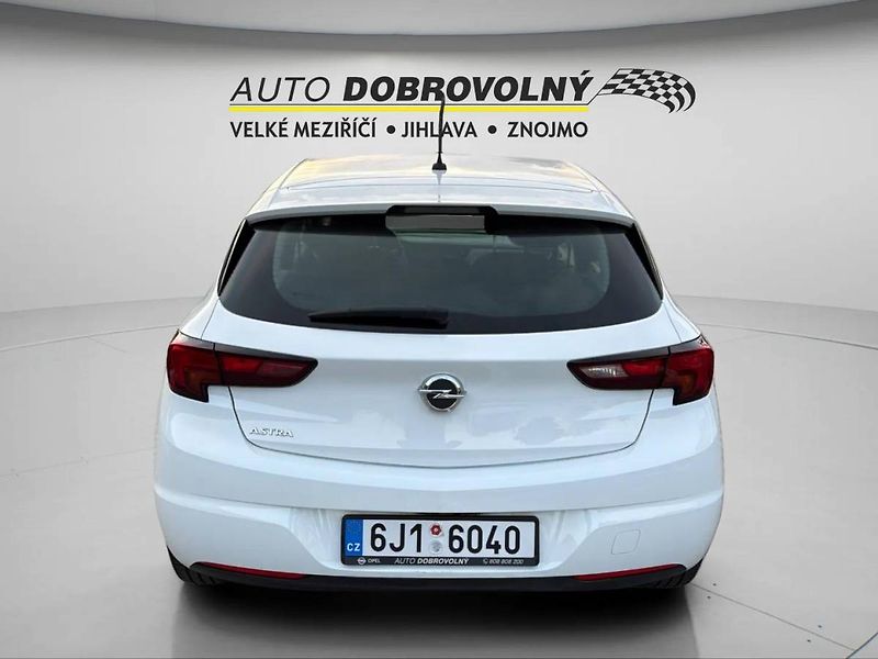 Opel Astra Edition HB 1.4i MT6 (74kW/100k - fotka 6 z 24