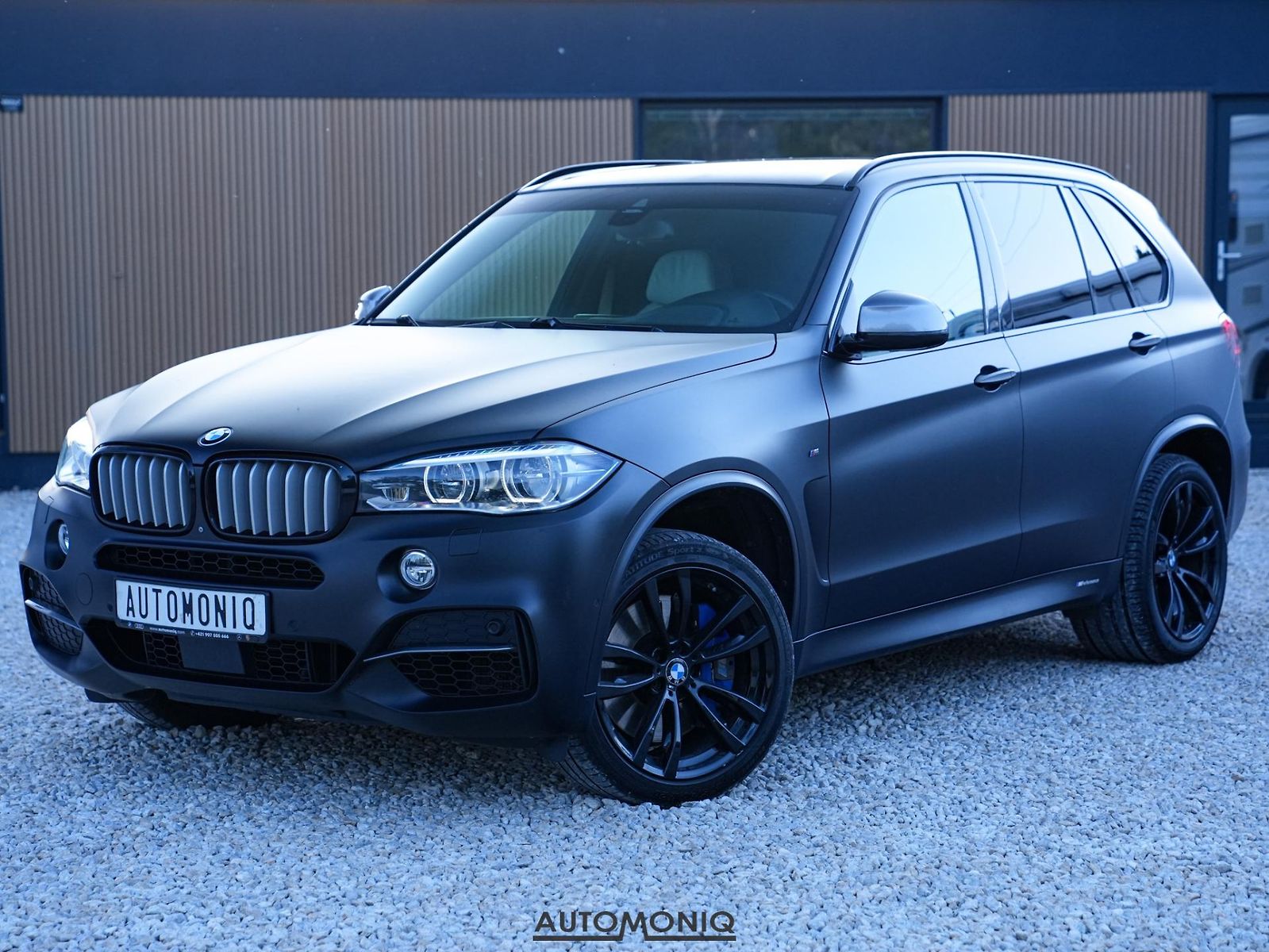 BMW X5 M50d Ťažné, HUD, H-K, S-C