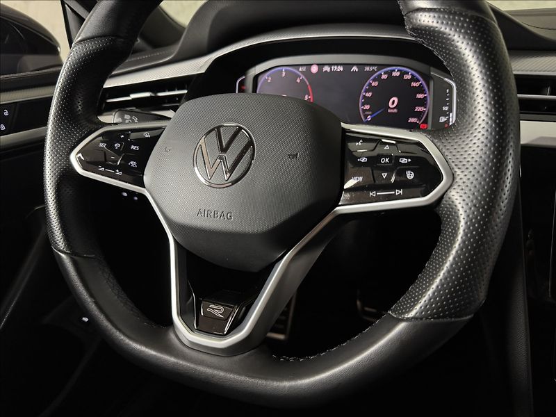 Volkswagen Arteon Shooting Brake 2,0 TDi  DSG R-Line IQ Light V - fotka 47 z 50