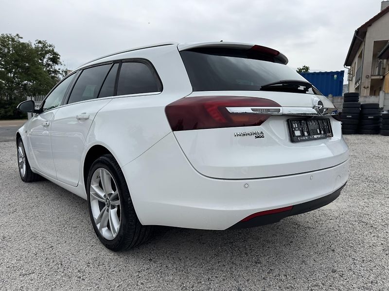 Opel Insignia (2015) 2.0CDTI 120KwAT Virtual cocpit - fotka 10 z 29