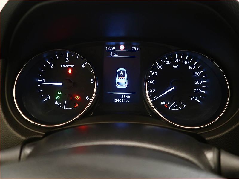 Nissan Qashqai (2016) 1.6 dCi, Serv.kniha, Navi - fotka 11 z 17