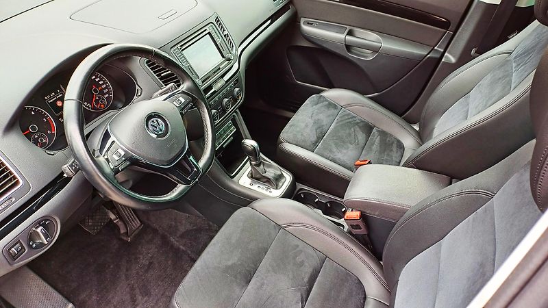 Volkswagen Sharan TDI 130kW 4Motion 7míst Tažný - fotka 8 z 17
