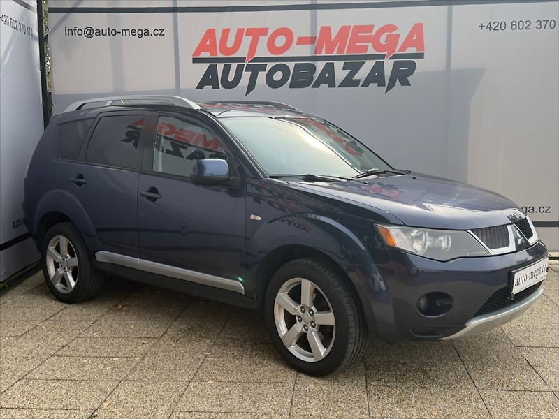 Mitsubishi Outlander 2,4 MIVEC 125kW-LPG-4x4-SERVIS - fotka 3 z 33