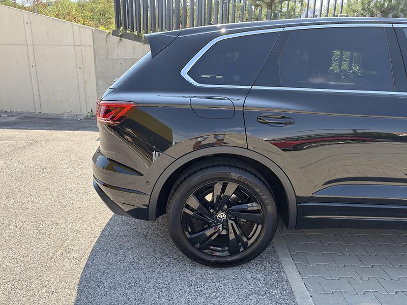 Volkswagen Touareg (2024) - fotka 13 z 13