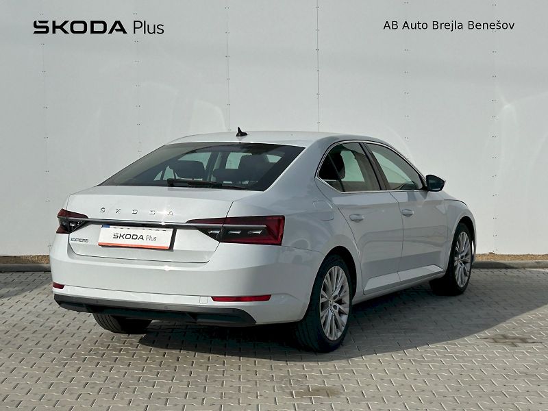 Škoda Superb (2022) STY TD 147/2.0 A7F - fotka 2 z 31