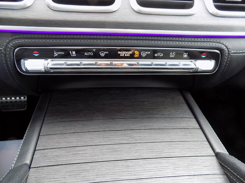 Mercedes-Benz GLE (2020) 350d/AMG-Line/4-M/Webasto/ - fotka 30 z 47