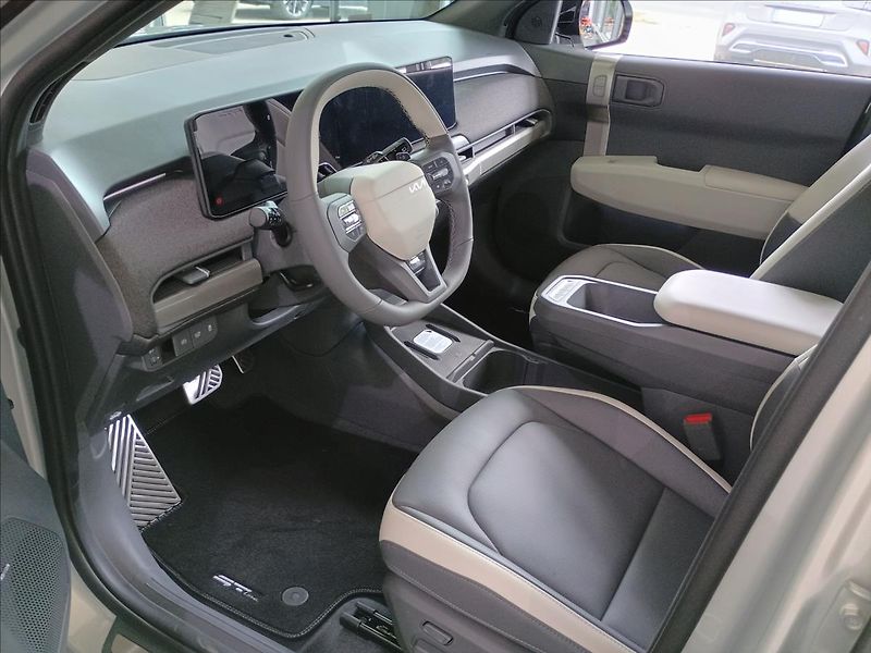Kia EV3 (2025) 0,0 4x2 GT-LINE 150 KW + 81,4 - fotka 6 z 7