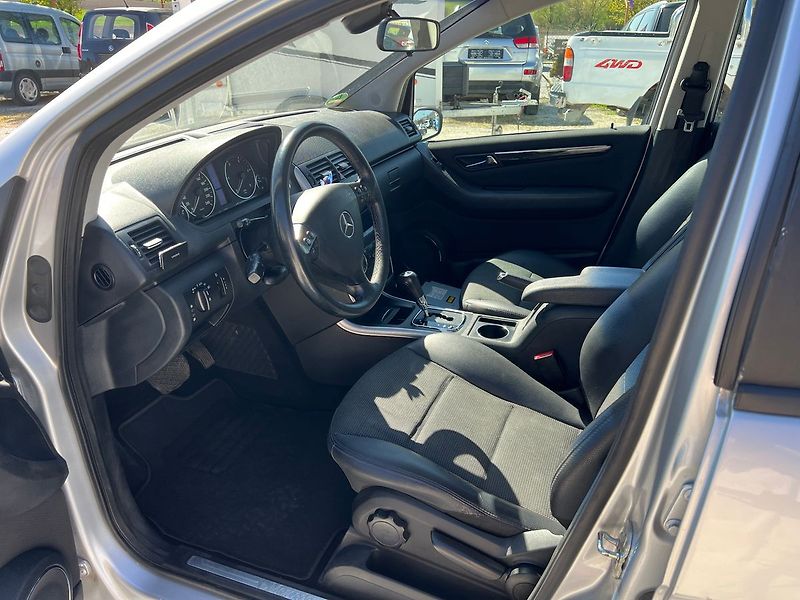 Mercedes-Benz Třídy A 2.0 CDI - fotka 6 z 15