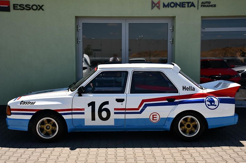 Škoda 130 LR 2x Weber 45 - fotka 4 z 11