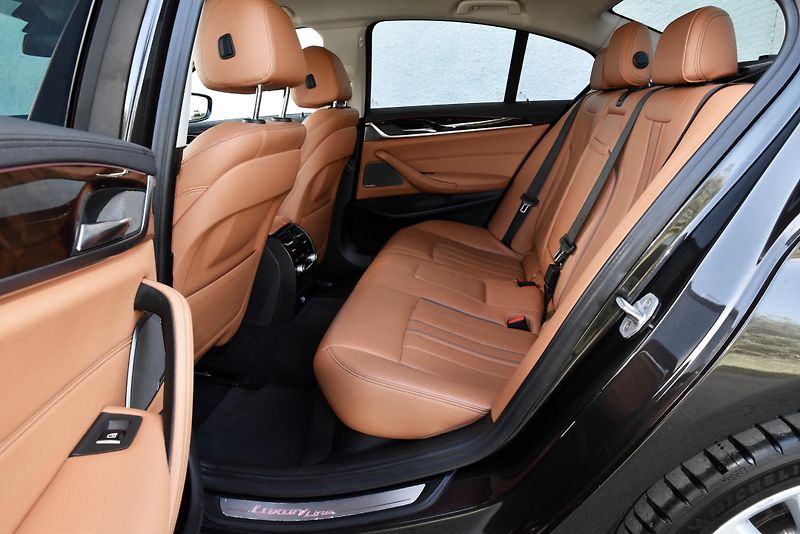BMW Řada 5 530i xDrive LUXURY LINE,LED,ČR - fotka 37 z 50