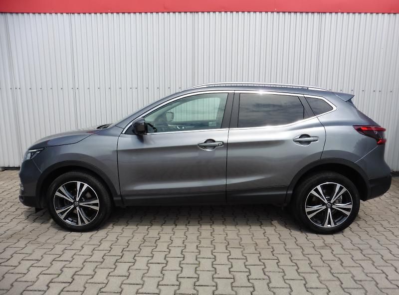Nissan Qashqai 1.5 dCi 115 N-Connecta 1.maj. - fotka 5 z 14