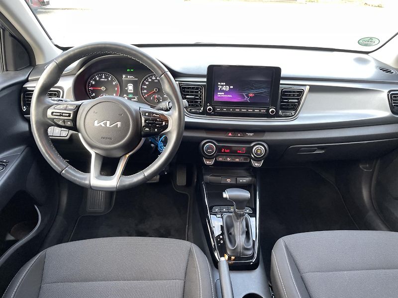 Kia Rio (2023) 1,0T-GDI Exclusive 7DCT  - fotka 11 z 21