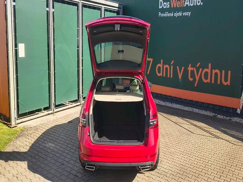 Škoda Superb (2020) L&K 2.0TSI 200KW DSG 4x4 TAŽNÉ - fotka 17 z 23