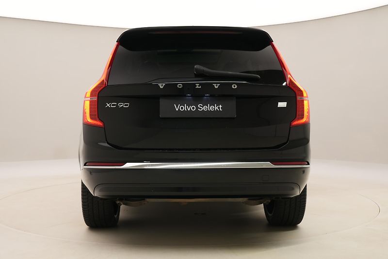 Volvo XC90 T8 AWD PLUG-IN ULTIMATE BRIGHT - fotka 12 z 72