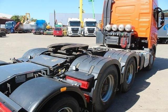 Volvo FH (2019) 650 6x4 tahač 100t EURO 6 - fotka 3 z 15