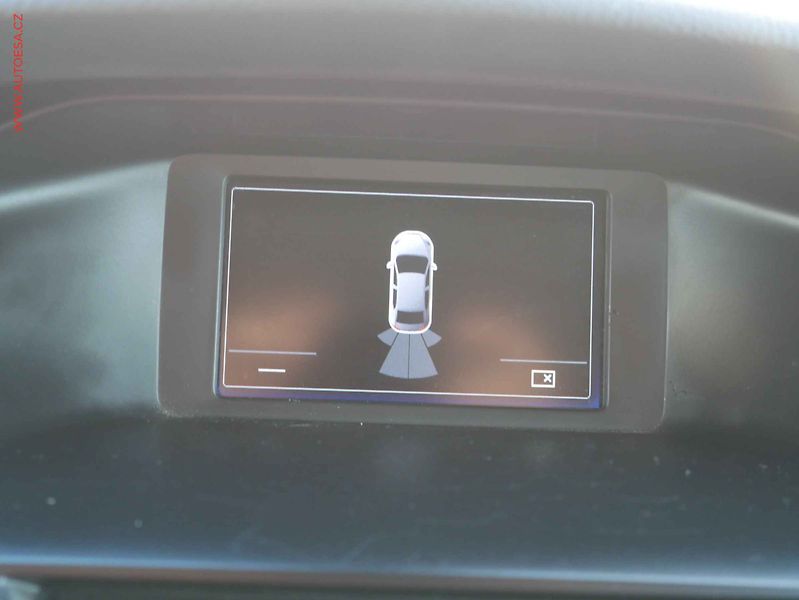 Ford Focus (2015) 1.5 TDCi, ČR, AC, temp - fotka 16 z 20