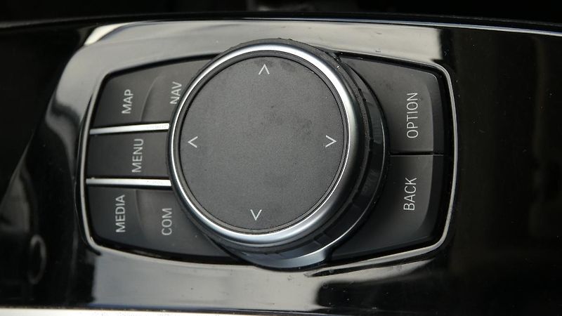 BMW X3 20d xDrive - fotka 18 z 27