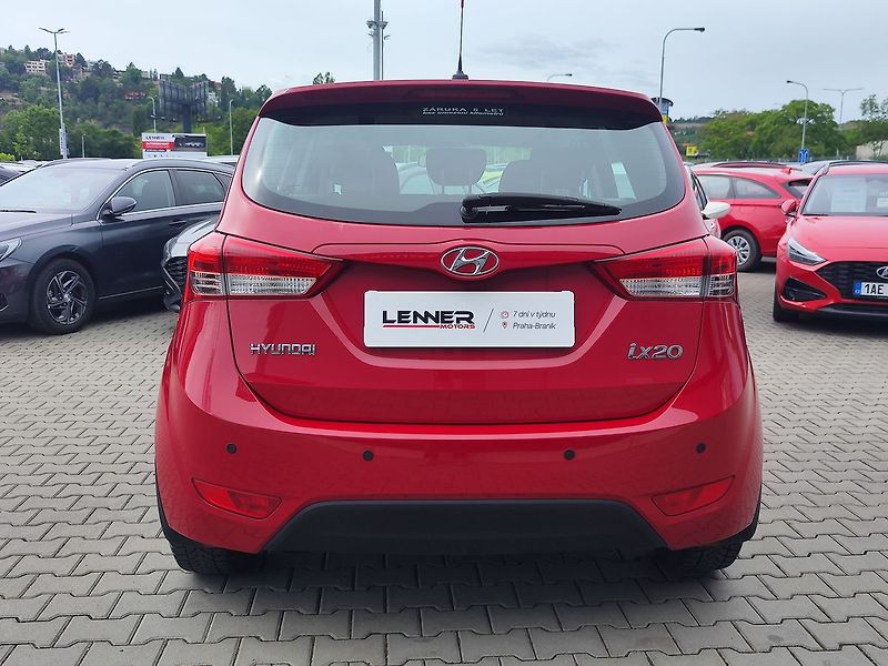 Hyundai ix20 1.6 CVVT/92kW Trikolor - fotka 6 z 26