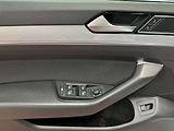 Volkswagen Passat (2022) Variant Business 1.5 TSI - náhled 13