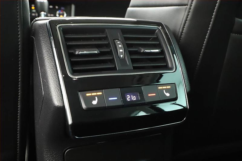 Škoda Superb (2024) 2.0 TDI - fotka 11 z 21