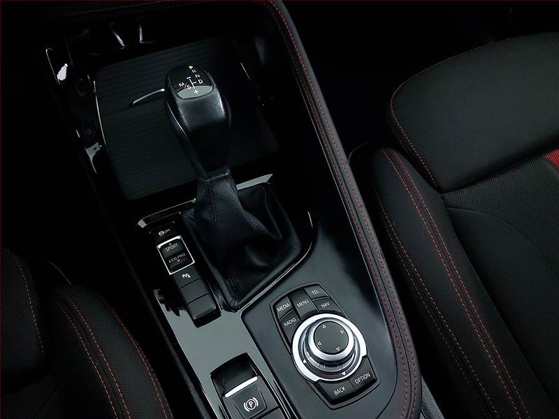 BMW X1 (2016) sDrive18d, Automat, Serv.kniha - fotka 13 z 21