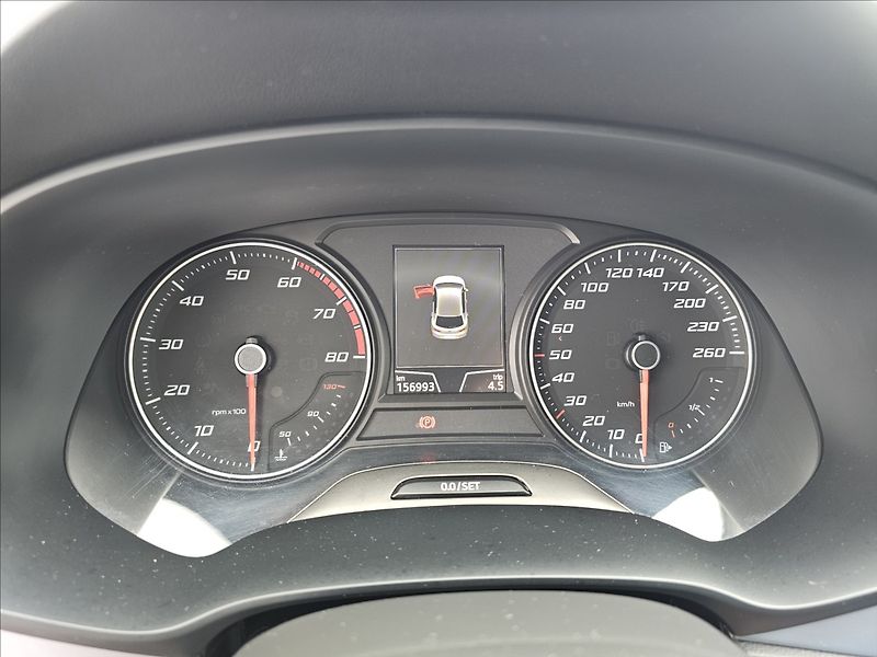 Seat Leon 1,4TSI 110KW XCELLENCE KŮŽE - fotka 16 z 47