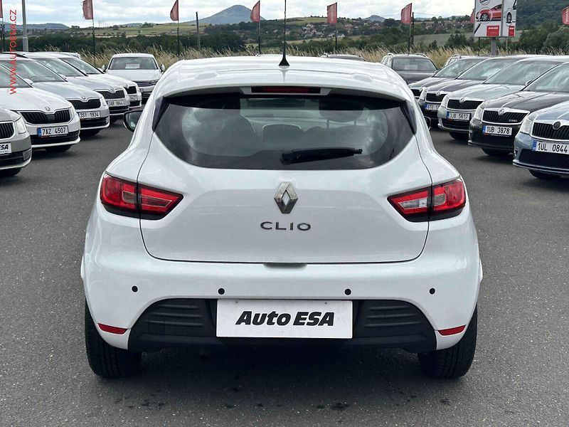 Renault Clio (2016) 1.2i, 1.maj,ČR, servis.kniha - fotka 5 z 17