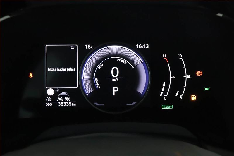Lexus RX 400h (2024) 350h - fotka 17 z 19