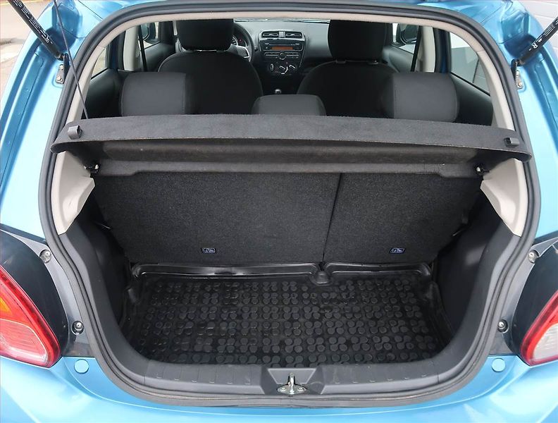 Mitsubishi Space Star (2021) Inform+ 1.2 MIVEC, ČR,1.maj - fotka 13 z 14