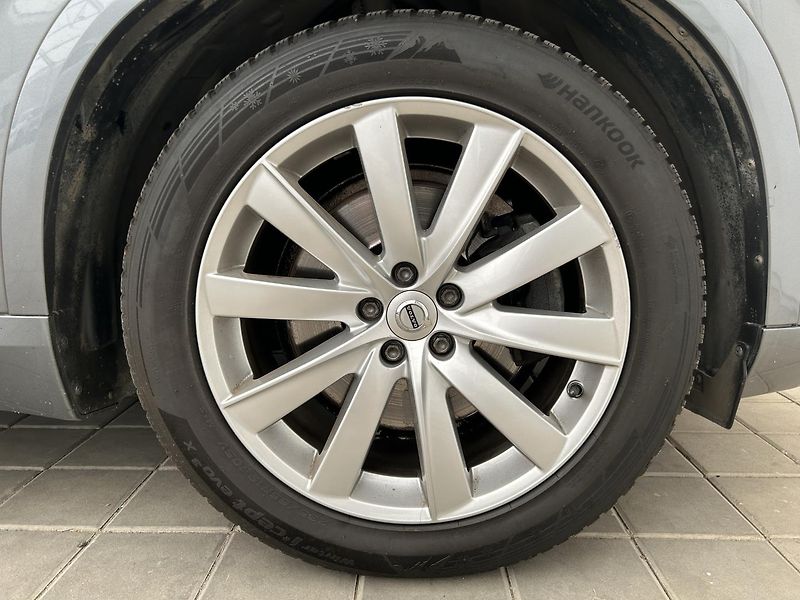 Volvo XC90 2.0 D5 4x4 Mommentum PRO - fotka 9 z 29