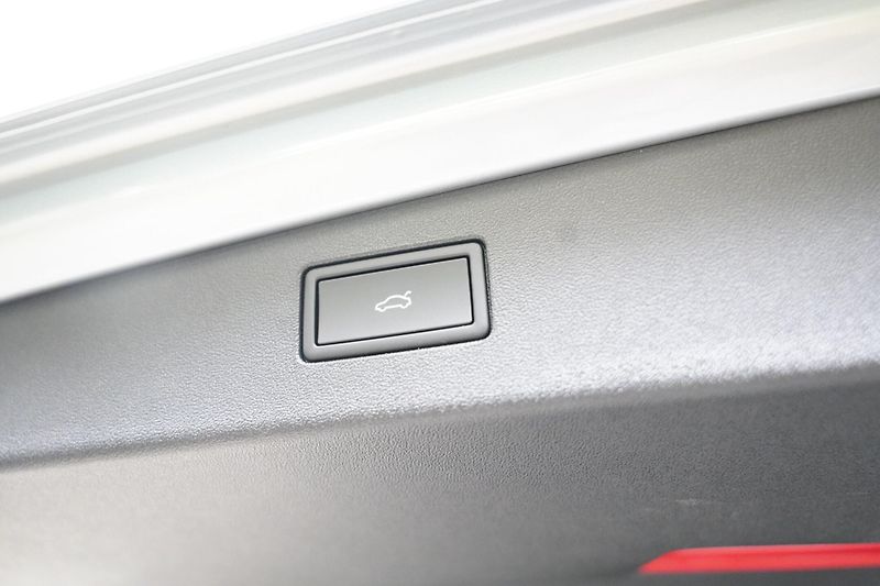 Volkswagen Tiguan - fotka 25 z 26