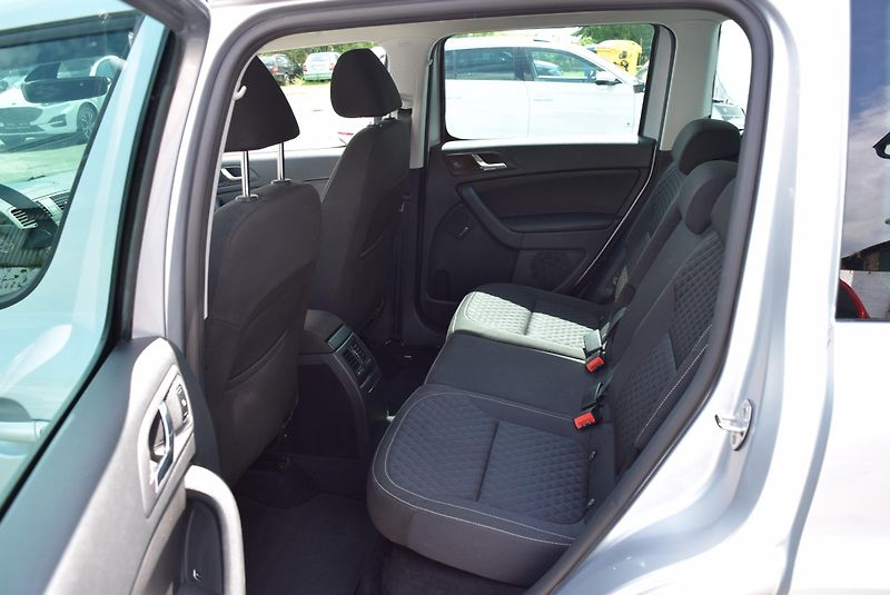 Škoda Yeti (2017) 1.4TSI 92kw AMBITION DRIVE XEN - fotka 14 z 43