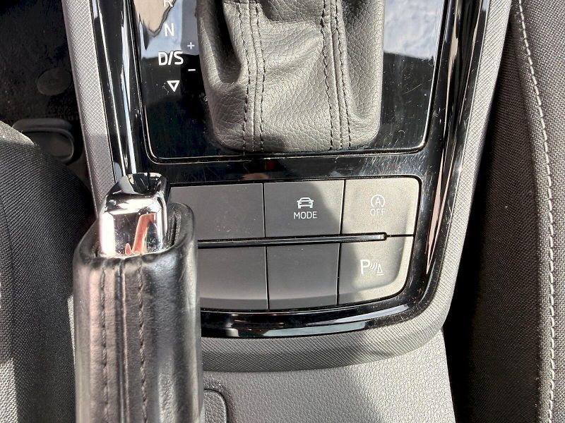 Škoda Kamiq (2021) 1.0 TSi - 81 kW, Style, A7F - fotka 26 z 27