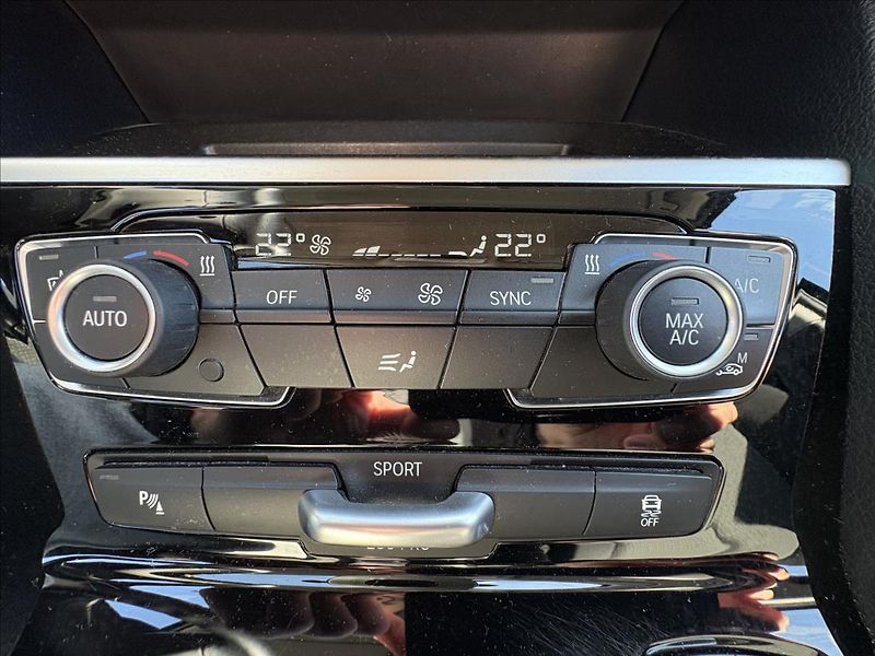 BMW Řada 2 1,5 218i 100kW AT,Led,Navi,PDC - fotka 14 z 37