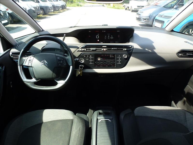 Citroën C4 Picasso 1,2 PureTech 130 6AUT  SpaceTo - fotka 36 z 54