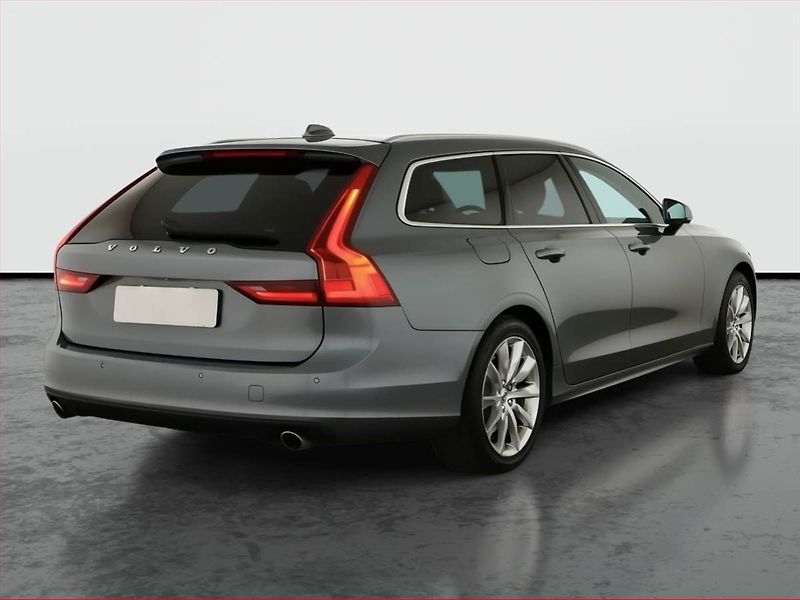 Volvo V90 (2019) T4 - fotka 5 z 20