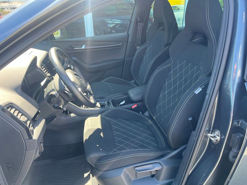 Škoda Karoq (2021) Sportline 2.0TSi 140kW 4x4 7°a - fotka 10 z 30