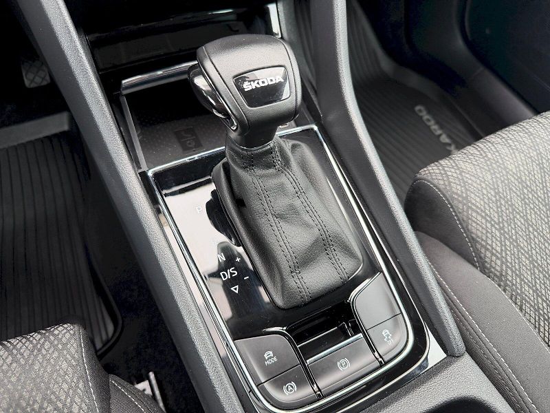 Škoda Karoq (2023) 1.5 TSI 110kW DSG Style Plus M - fotka 27 z 35