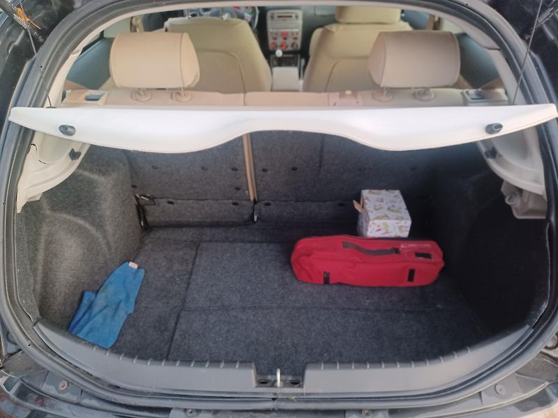 Alfa Romeo 147 1.6i 77kW - fotka 17 z 18