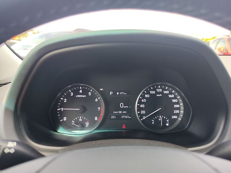 Hyundai i30 1.0 T-GDI/88kW Smart DCT - fotka 14 z 27