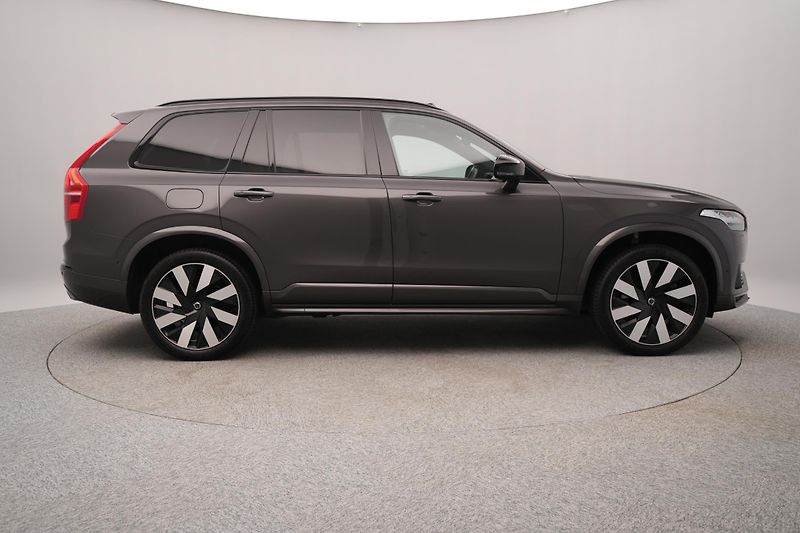 Volvo XC90 T8 AWD RECHARGE ULTIMATE 1.maj - fotka 12 z 57