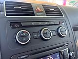 Volkswagen Touran 1.4TSi/2013/7MÍST,MAN6,103kW-Z - náhled 32