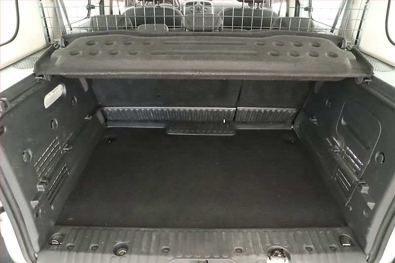 Renault Kangoo (2021) Zen 1.5 dCi, 5Míst, ČR, 1Maj - fotka 11 z 11