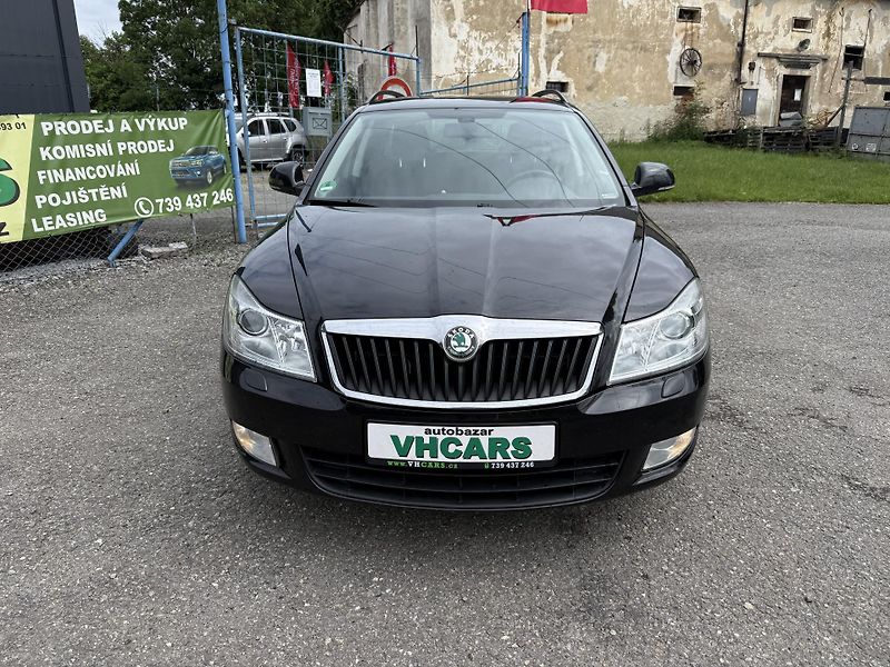 Škoda Octavia 1,6TDI 77kW XENONY - fotka 2 z 20